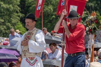 Hajnaltól, amíg a lábunk bírta – válogatott képeink a csíksomlyói búcsúból
