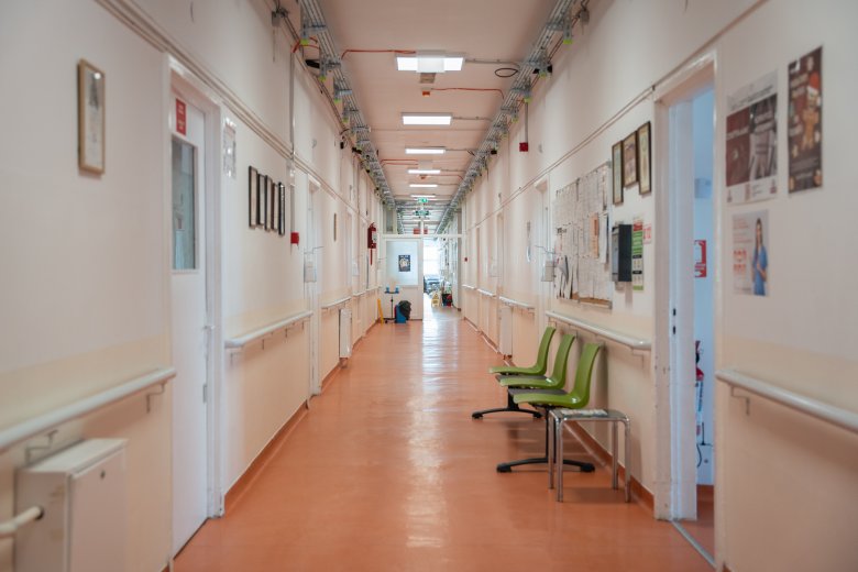 Újraélesztés közben támadtak rá az ügyeletes orvosra a borsai kórházban