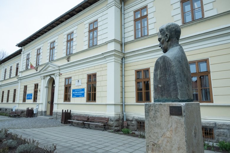 Idén is lesz Jótékonysági Katalin-bál, még jelentkezhetnek résztvevők