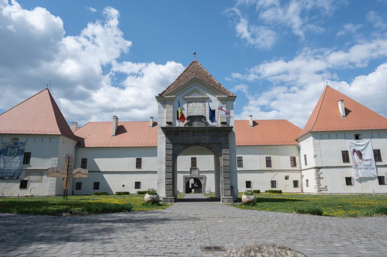 Múzeumok Éjszakája a Mikó-várban – tárlatvezetések, kulisszatitkok és esti csillagnézés