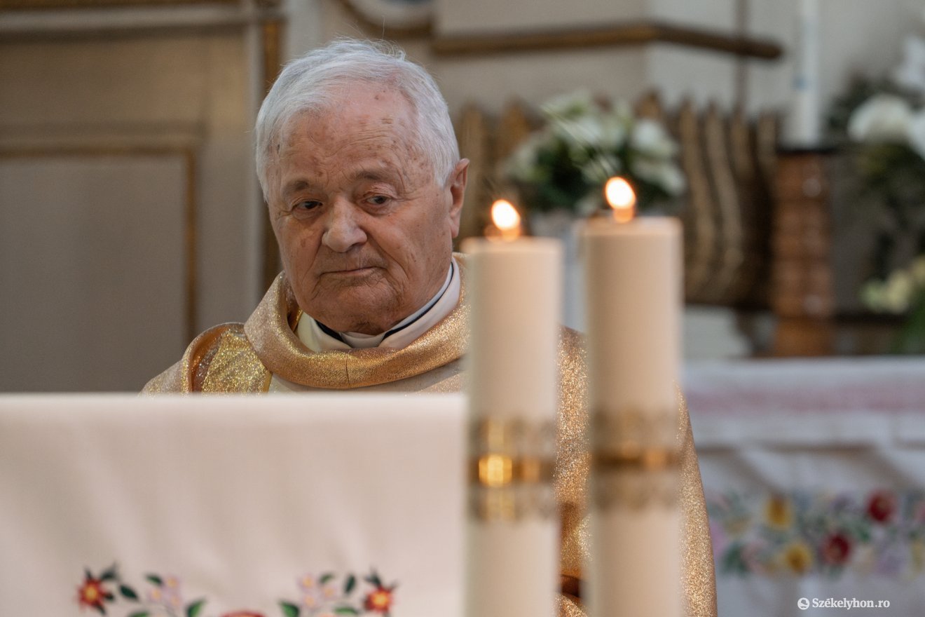 Boros Károly, a gyémántmisés •  Fotó: Pinti Attila
