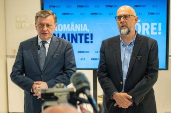 „Székelyföld szívéről” beszélt Crin Antonescu egy csíkszeredai kampányendezvényen