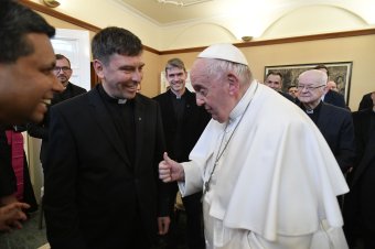 Vízi Elemér: a hit nem magánügy