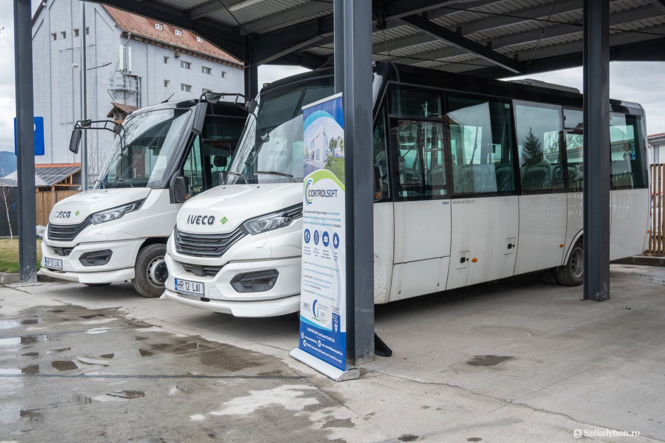 Az új, gázüzemű buszok is csatlakoznak az intelligens forgalommenedzsment-rendszerhez •  Fotó: Borbély Fanni