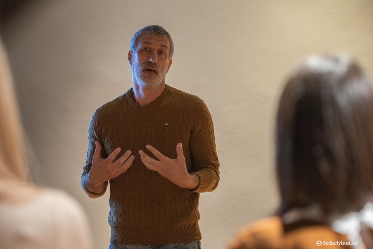 &bullet;  Fotó: Borbély Fanni