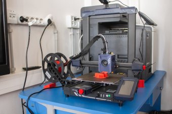 Százával érkeznek vadonatúj digitális eszközök a csíkszeredai iskolákba