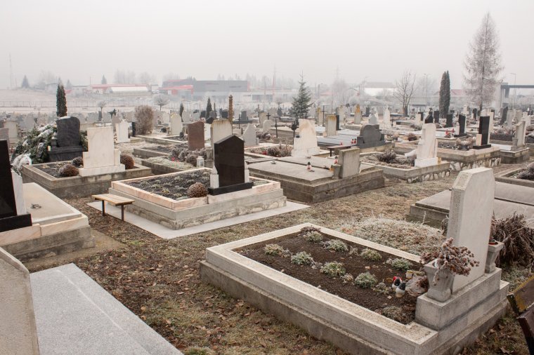 A csendőrségi terület is jó lenne a Kalász negyedi temető bővítéséhez