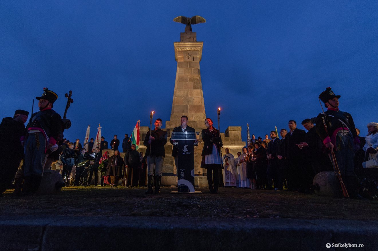 •  Fotó: Pinti Attila