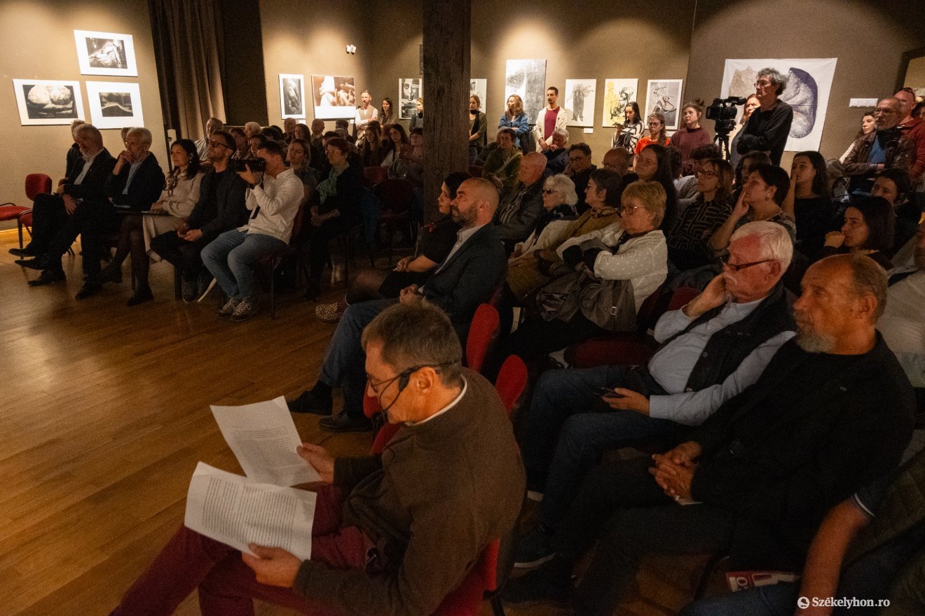 &bullet;  Fotó: Borbély Fanni