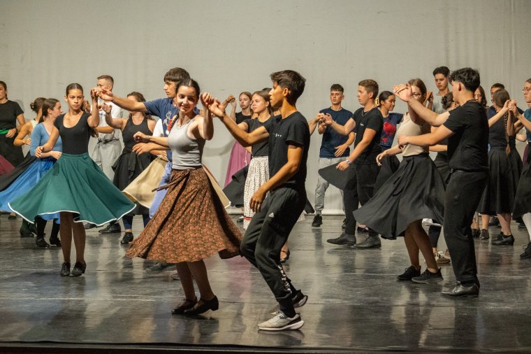Tiszteletreméltó Márton Áron püspök életútját idézi meg a folkopera