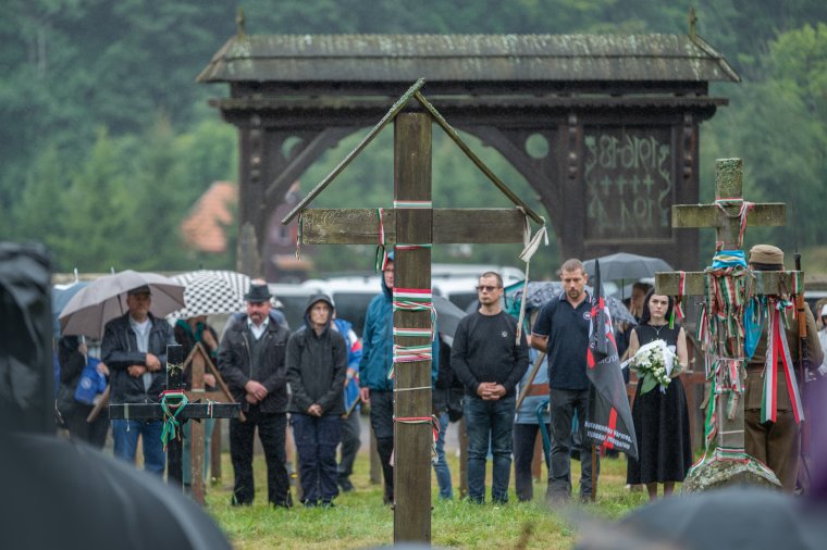 Üzenet az Úzvölgyében nyugvó hősöknek: neveteket megőrizzük, emléketeket továbbadjuk