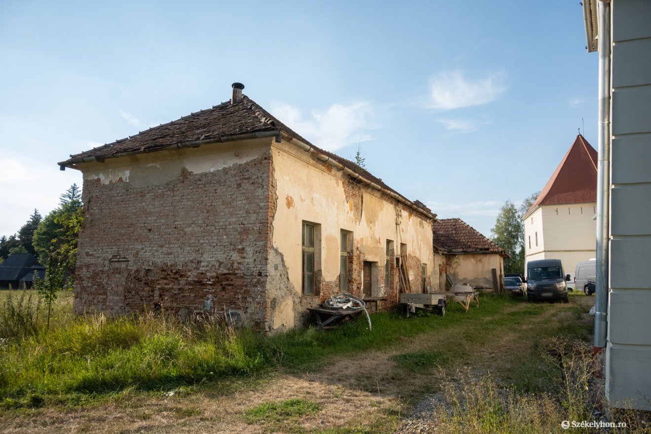 Ezt a régi raktárépületet is lebontanák &bullet;  Fotó: Borbély Fanni