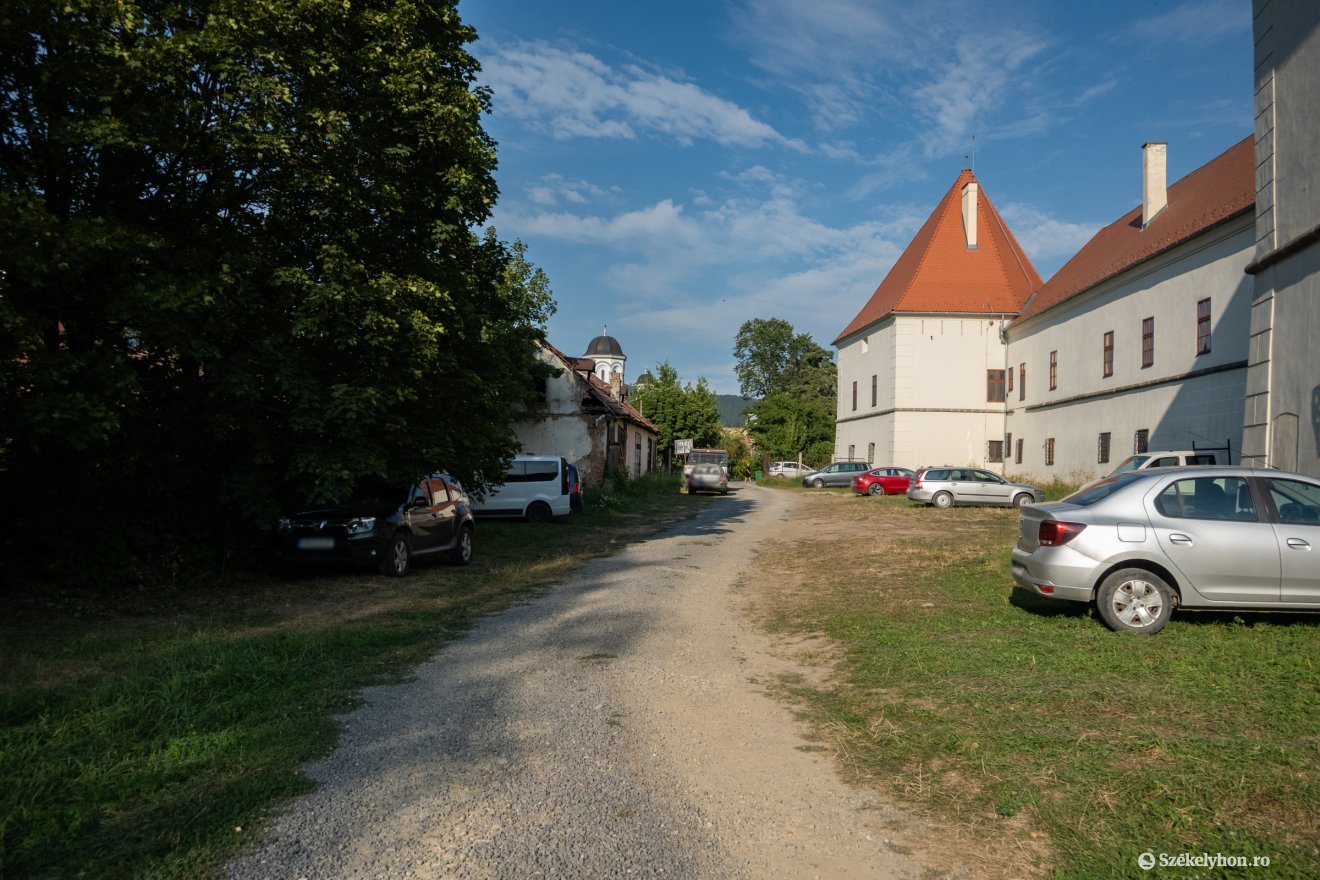 &bullet;  Fotó: Borbély Fanni