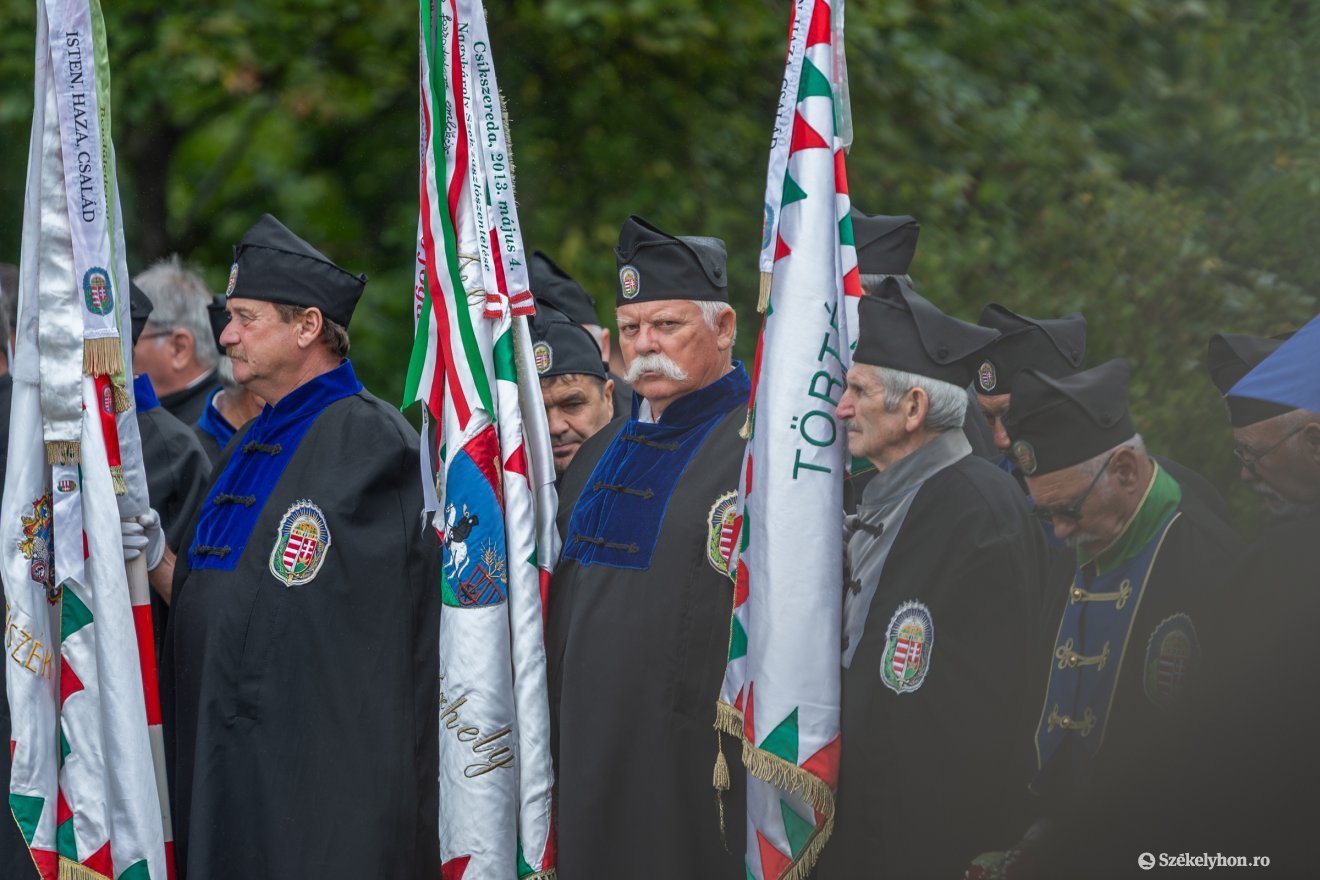 &bullet;  Fotó: Pinti Attila