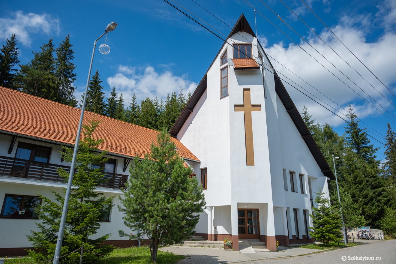 &bullet;  Fotó: Borbély Fanni
