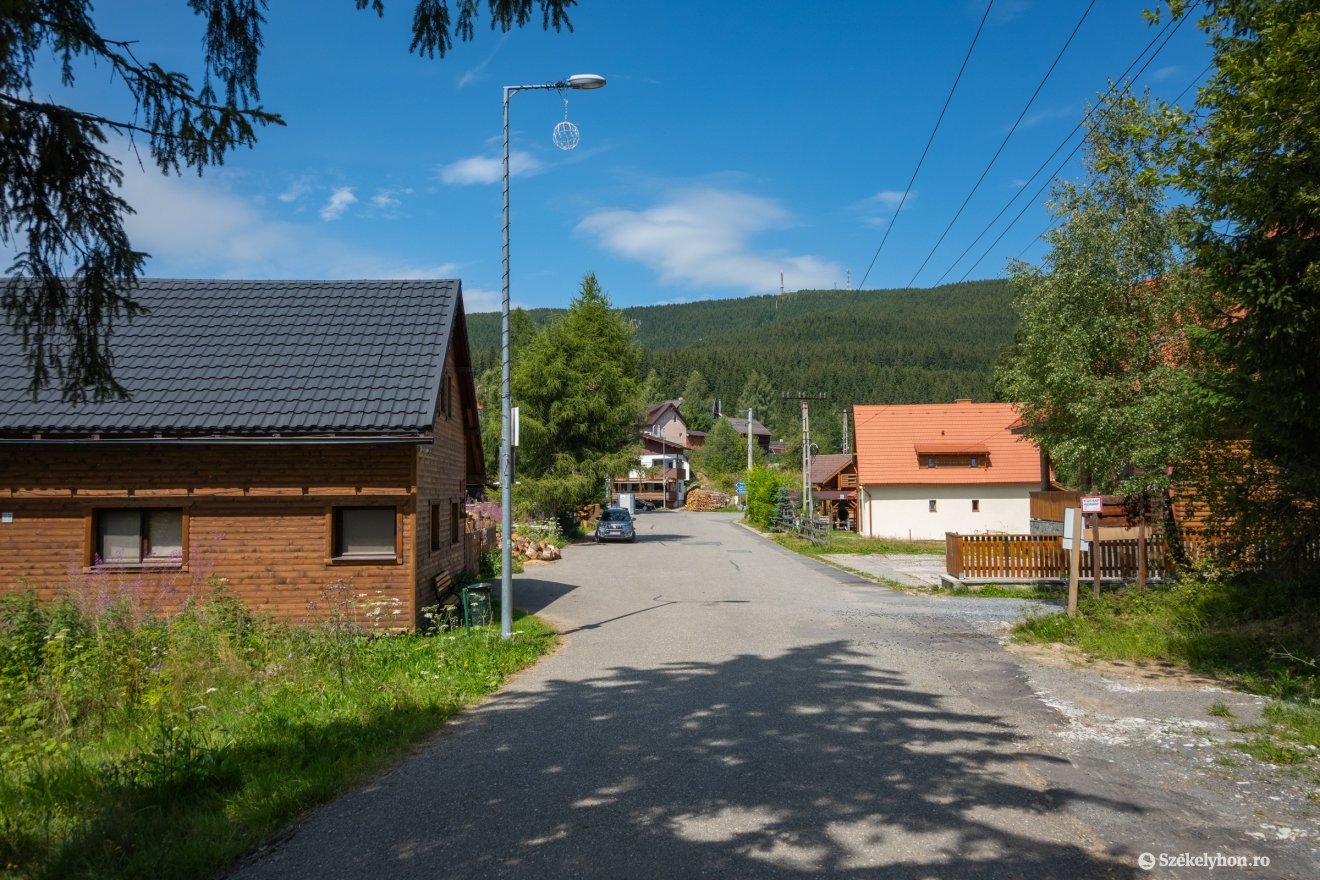 &bullet;  Fotó: Borbély Fanni