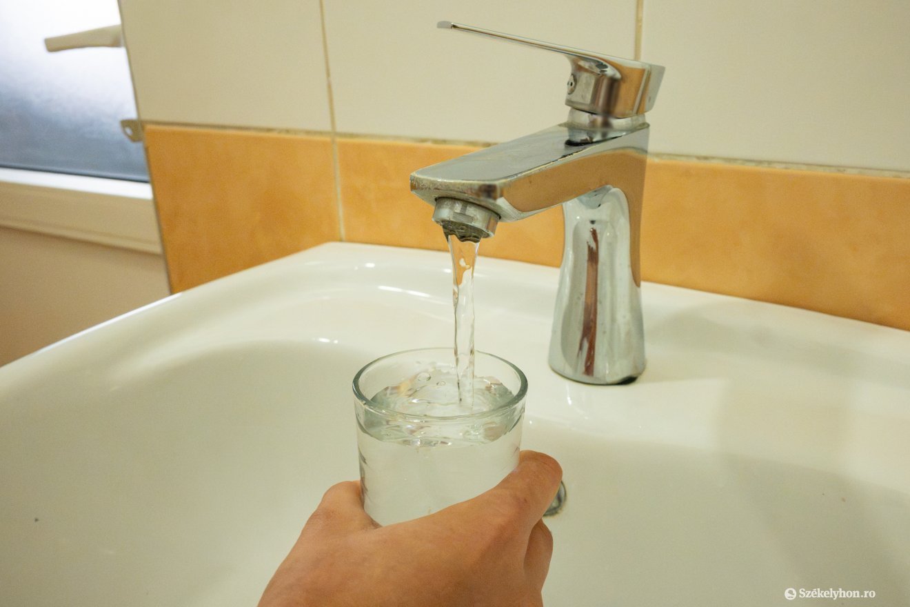 Törvények írják elő, hogy szakcég kell biztosítsa az ivóvízszolgáltatást