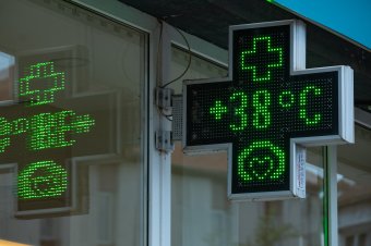 Marad a hőség, 38 fokig is felkúszik a hőmérők higanyszála