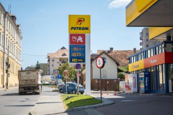 Gyanús az üzemanyagok drágulása? Kihasználhatták a korlátozás előtti „szélcsendet” a cégek a Versenytanács elnöke szerint