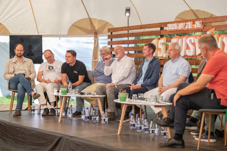 Nemzetpolitikai konszenzust sürgetnek a külhoni magyar vezetők