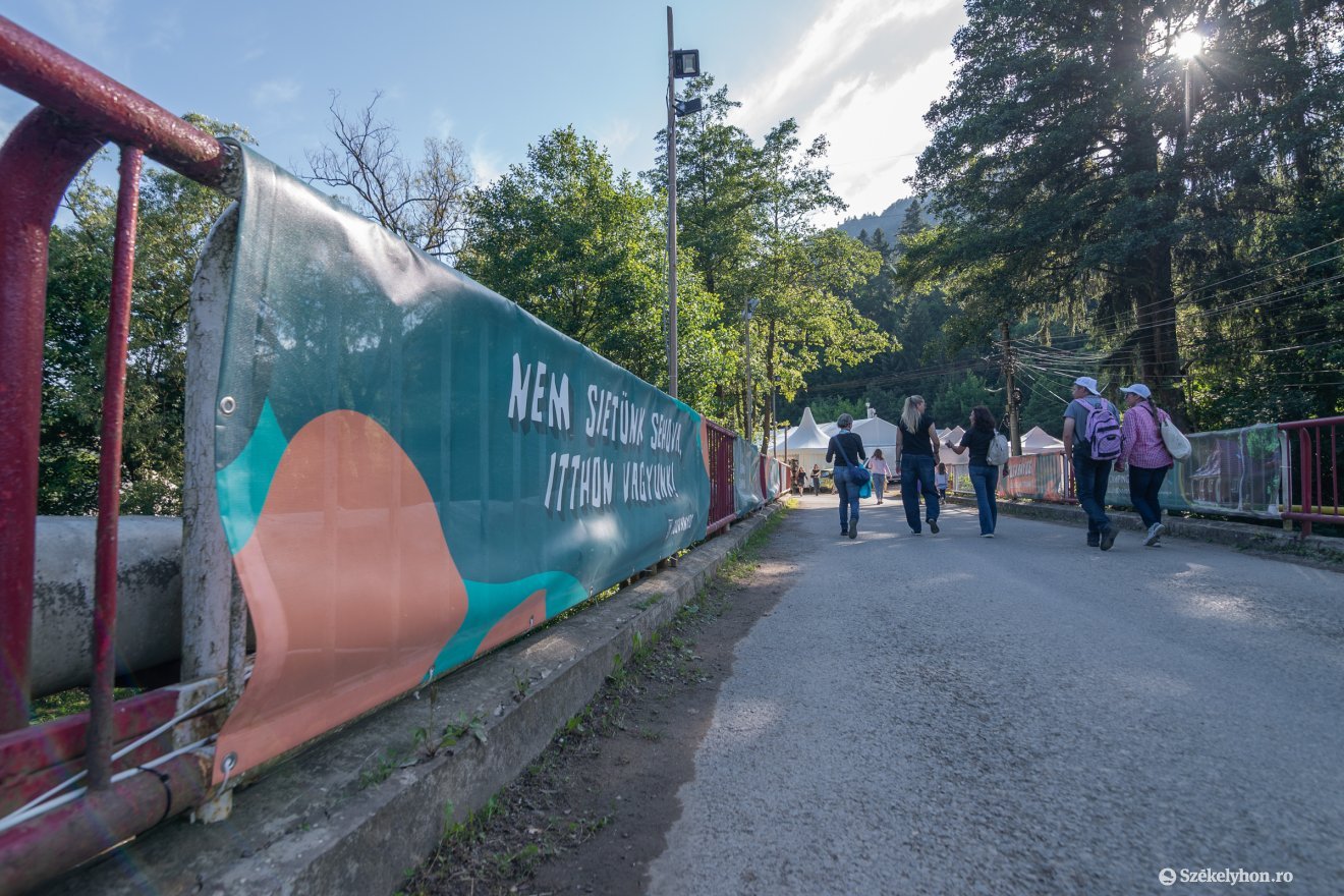 &bullet;  Fotó: Pinti Attila
