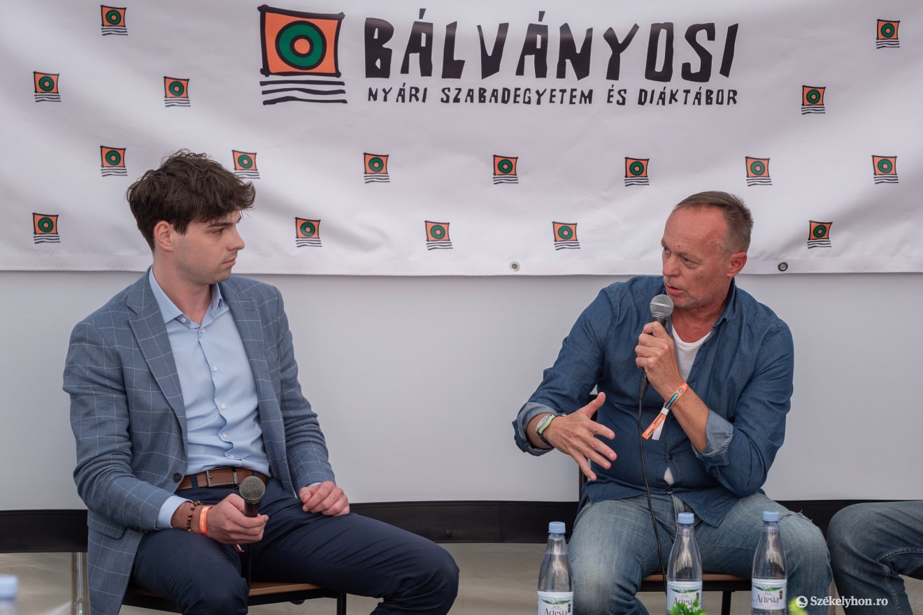 facebook, tiktok, tusványos, platformok, média, Gerényi Gábor