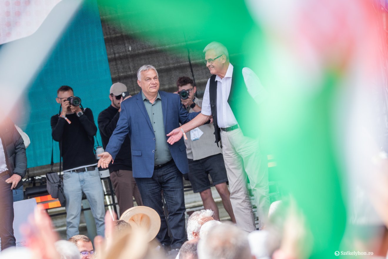 &bullet;  Fotó: Pinti Attila