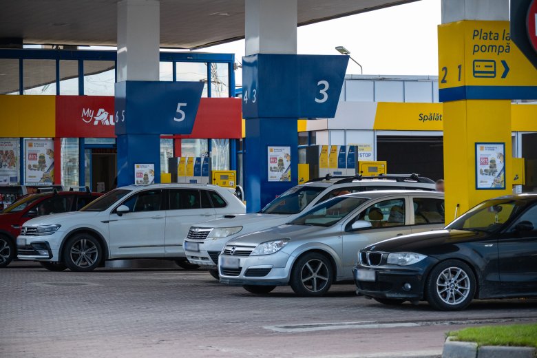 Már sehol sem tankolhatunk 10 lej alatti áron gázolajat