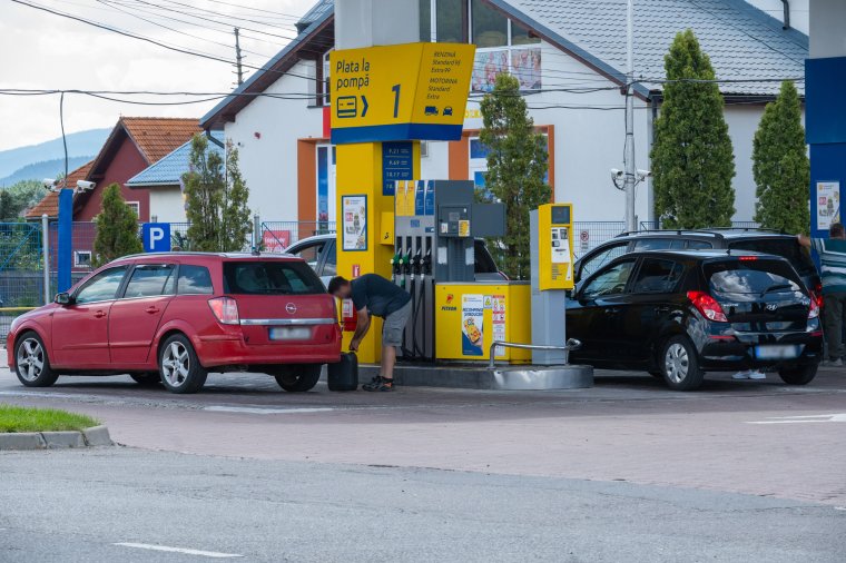 Érződik a beavatkozás, látványosan visszaesett a gázolaj ára