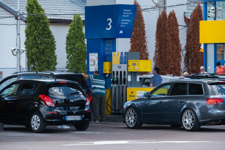 Csökkentik a jövedéki adót, jelentősen olcsóbb lesz a gázolaj