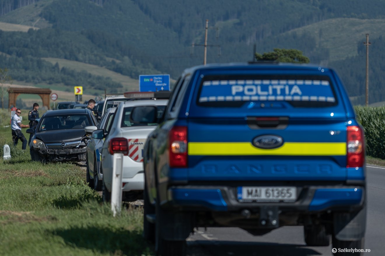 &bullet;  Fotó: Pinti Attila