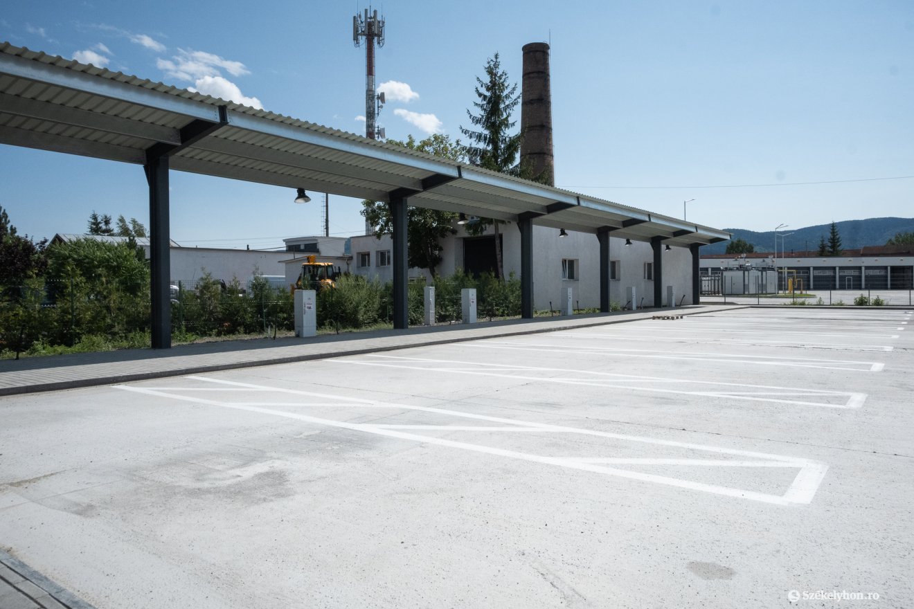 &bullet;  Fotó: Borbély Fanni
