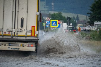 Évtizedes problémát orvosolnának Csíkszeredában az esővíz-elvezető rendszer korszerűsítésével