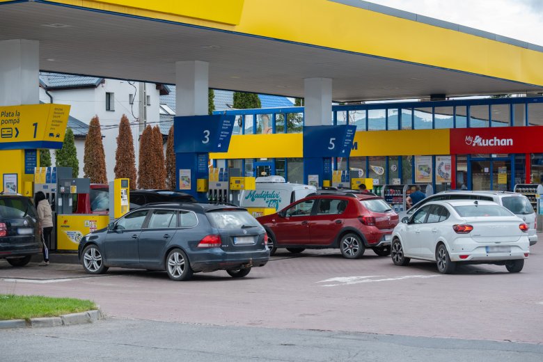 Ismét drágulni kezdtek az üzemanyagok