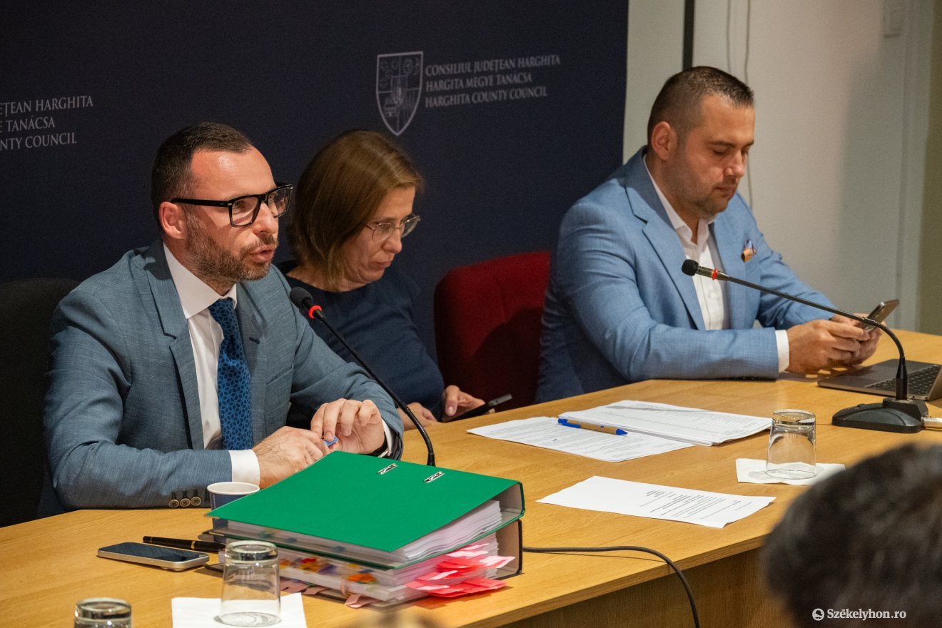 Hitelfelvételről is döntöttek Hargita Megye Tanácsának ülésén &bullet;  Fotó: Borbély Fanni