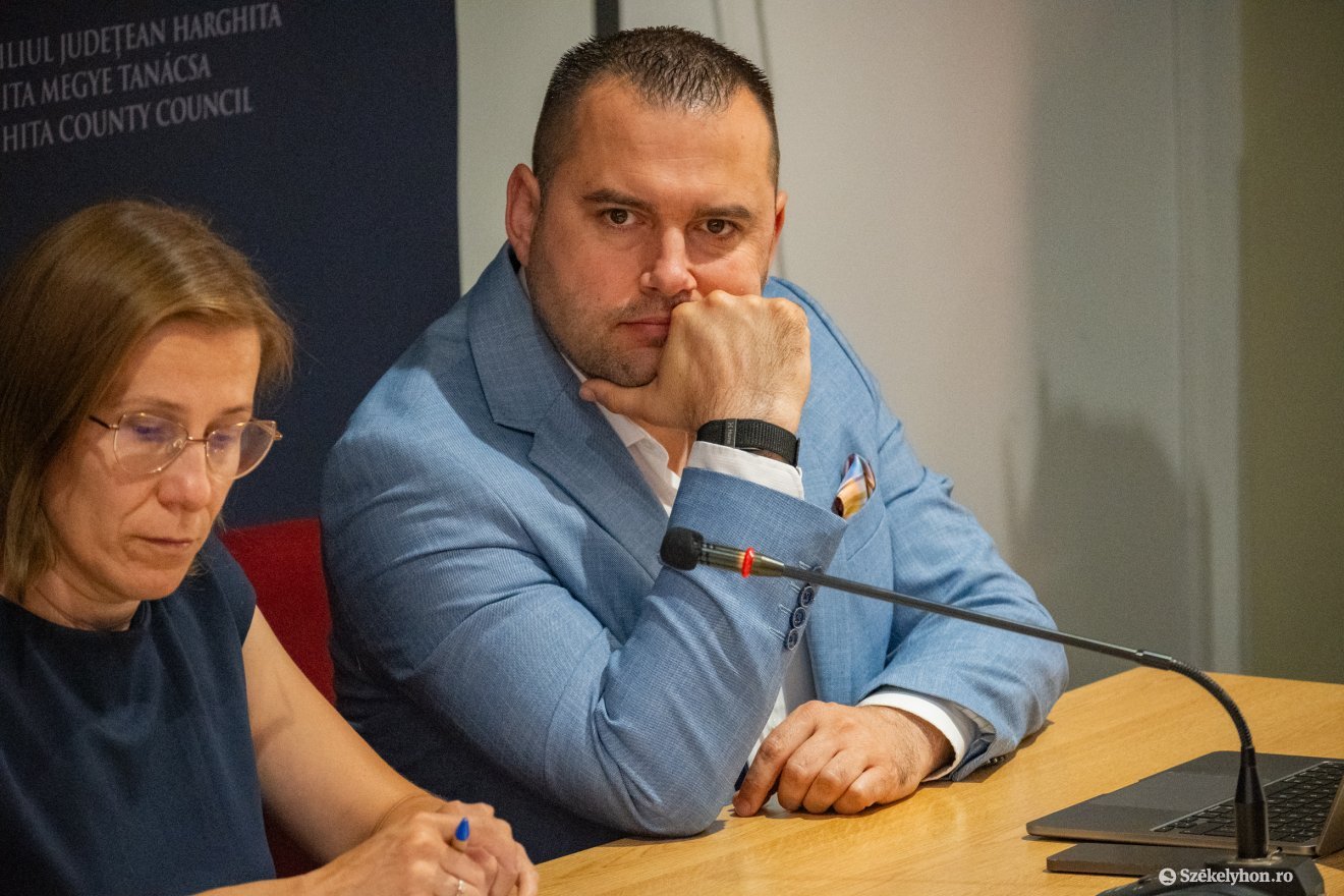 &bullet;  Fotó: Borbély Fanni