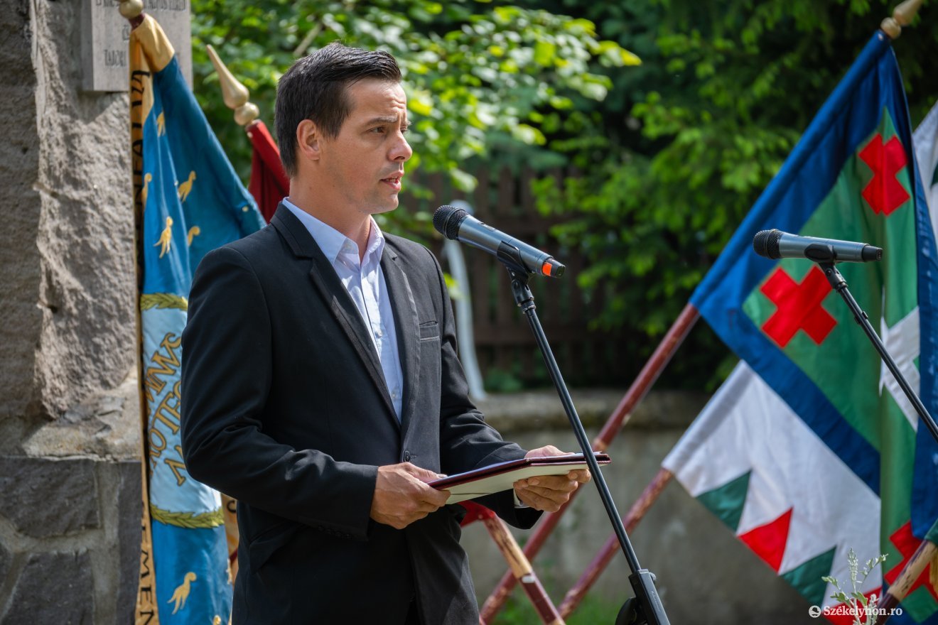 &bullet;  Fotó: Borbély Fanni