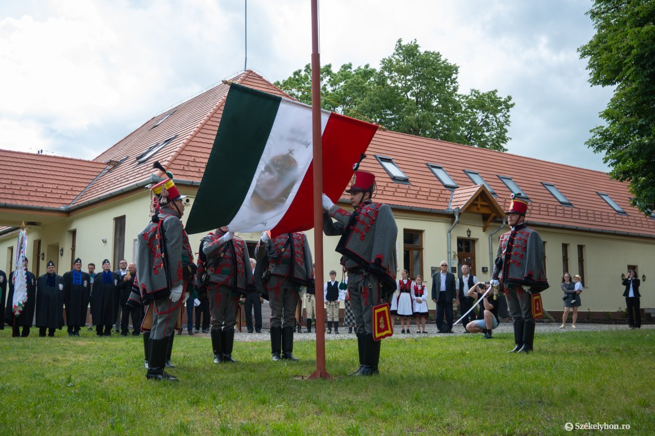 &bullet;  Fotó: Borbély Fanni