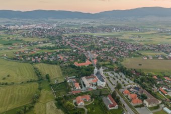 Medve járt Csíksomlyón hétfőn este