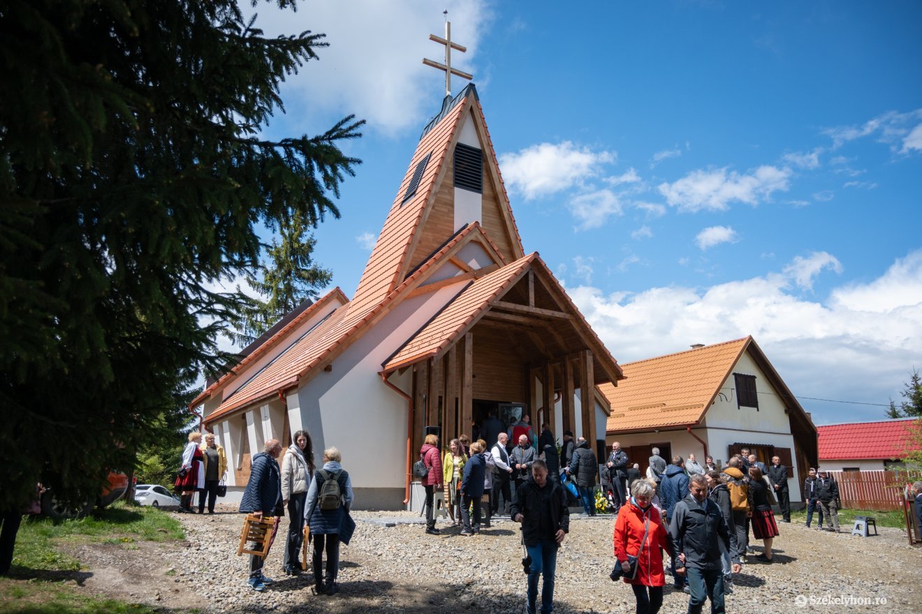 &bullet;  Fotó: Borbély Fanni