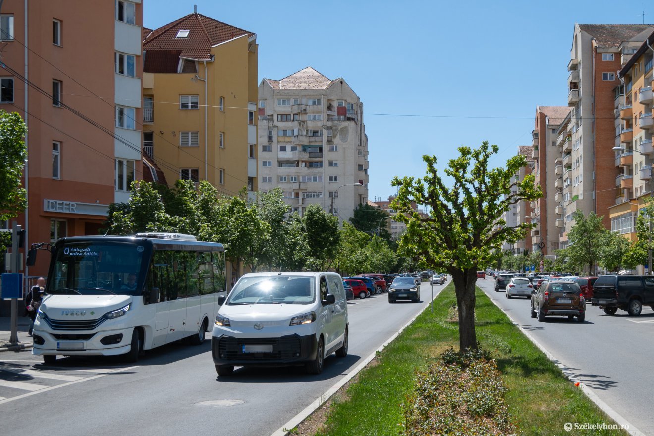 A városi buszokkal utazók és az autósok is újdonságokkal találkoznak majd • Fotó: Borbély Fanni