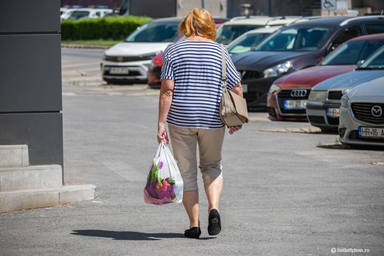 Az emberek óvatosabban bánnak a pénzükkel a folyamatos drágulás és a kedvezőtlen kilátások miatt. Képünk illusztráció • Fotó: Borbély Fanni