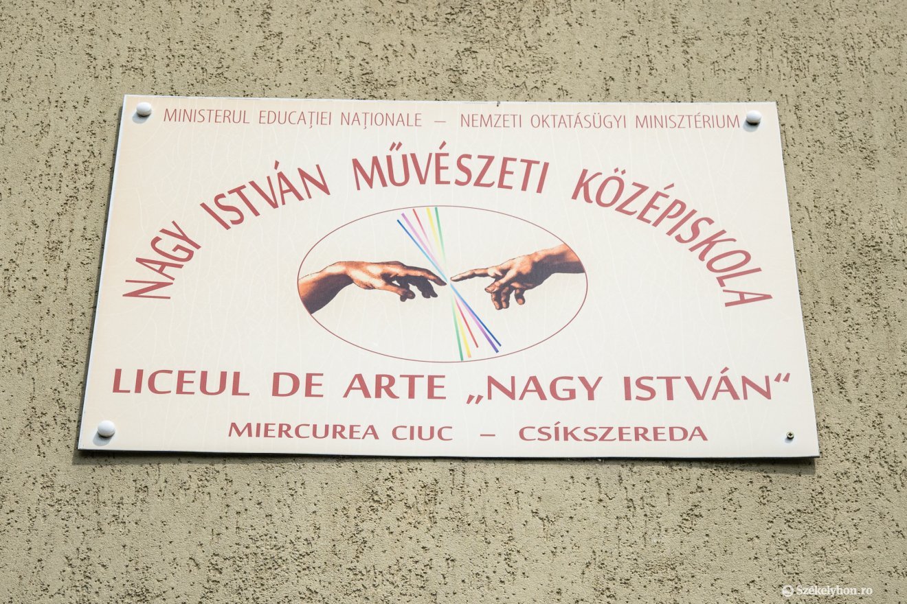 &bullet;  Fotó: Borbély Fanni