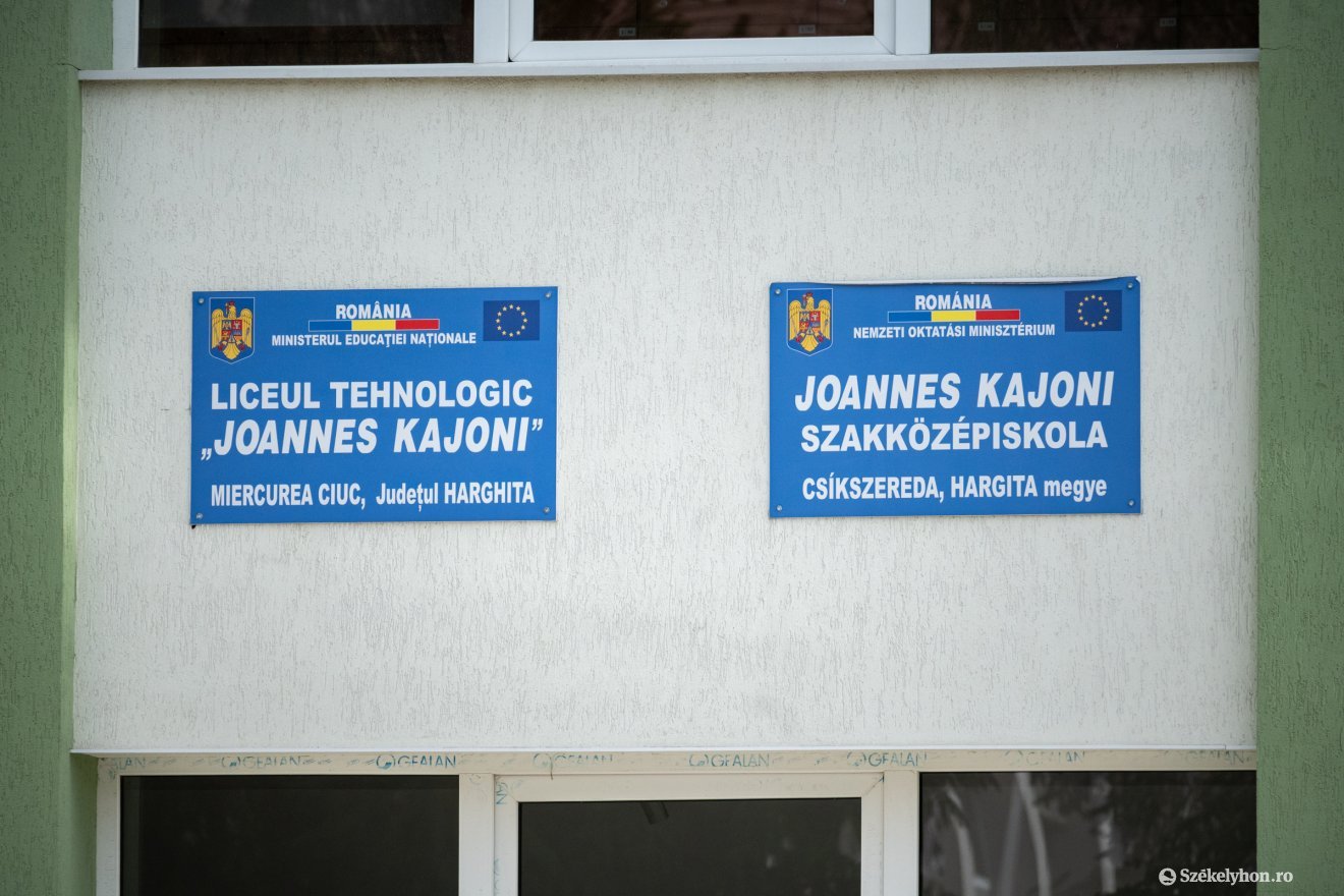 &bullet;  Fotó: Borbély Fanni