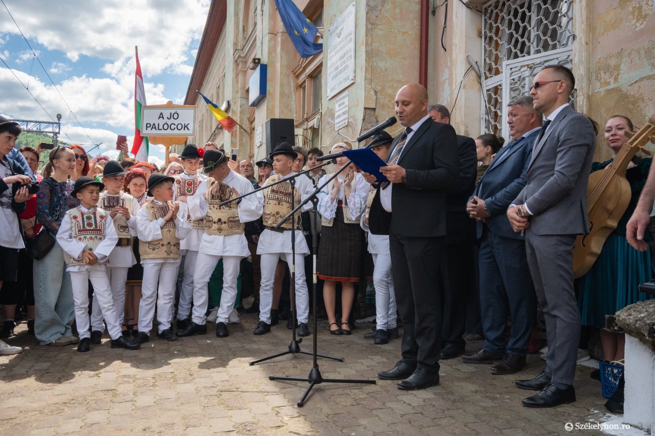 &bullet;  Fotó: Borbély Fanni