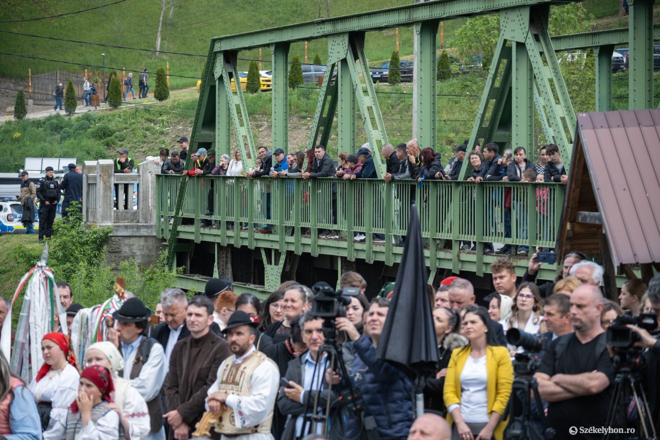 &bullet;  Fotó: Borbély Fanni