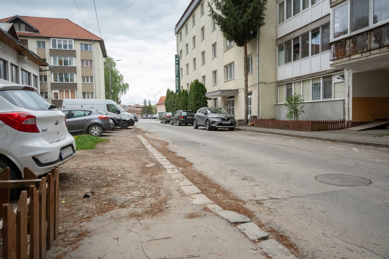 Nyári útkarbantartás kevesebb pénzből Csíkszeredában