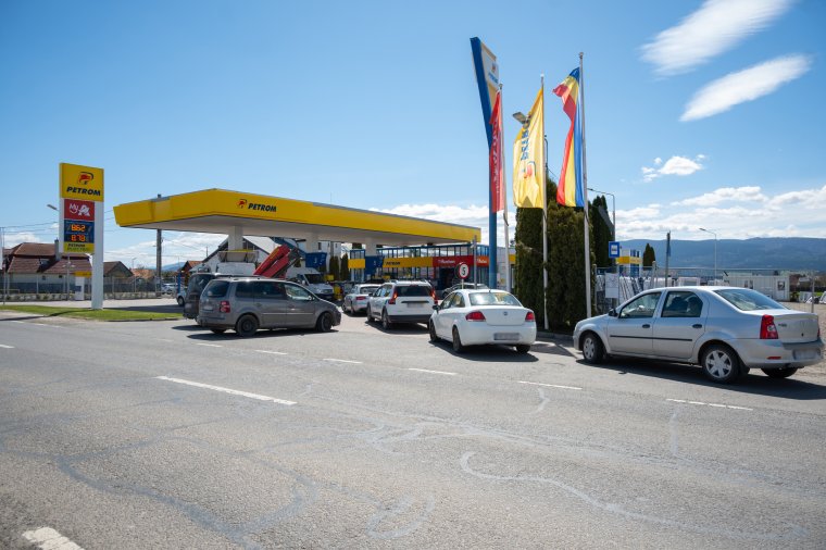 Nicușor Dan az üzemanyagválságról: középtávon aggasztóak a kilátások