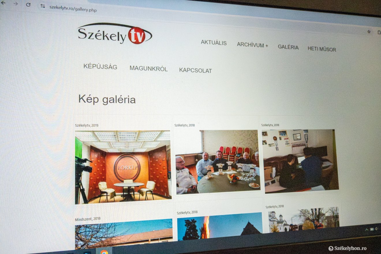 &bullet;  Fotó: Borbély Fanni