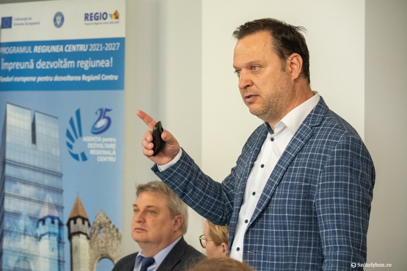 &bullet;  Fotó: Borbély Fanni